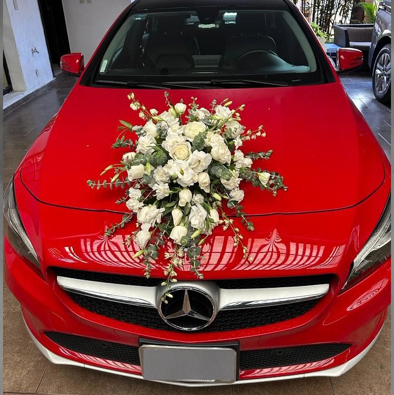 Car Decor Elegant Car Decoration White Theme - Image 1